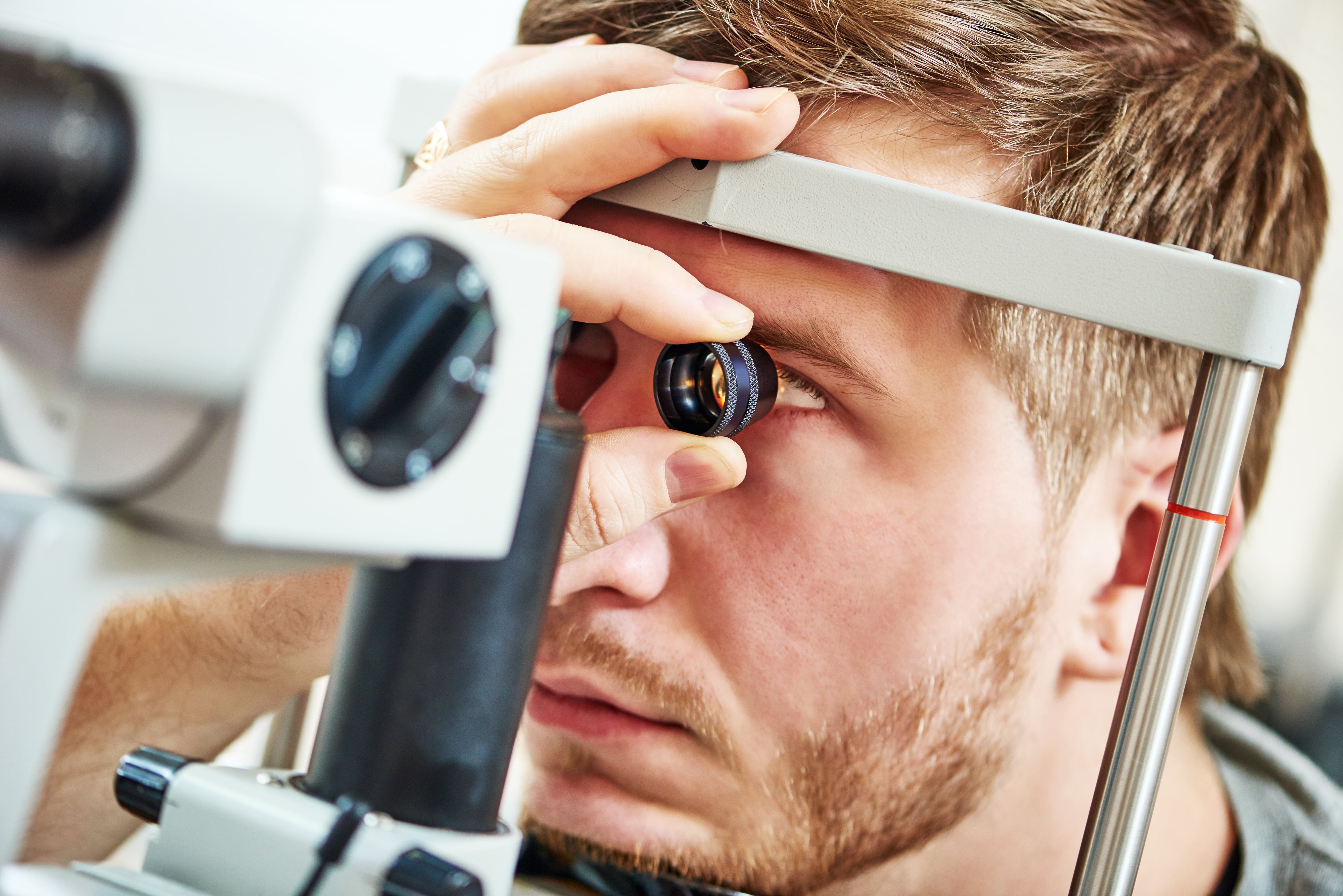 W jaki sposób okulista jest w stanie wykryć jaskrę u pacjenta?