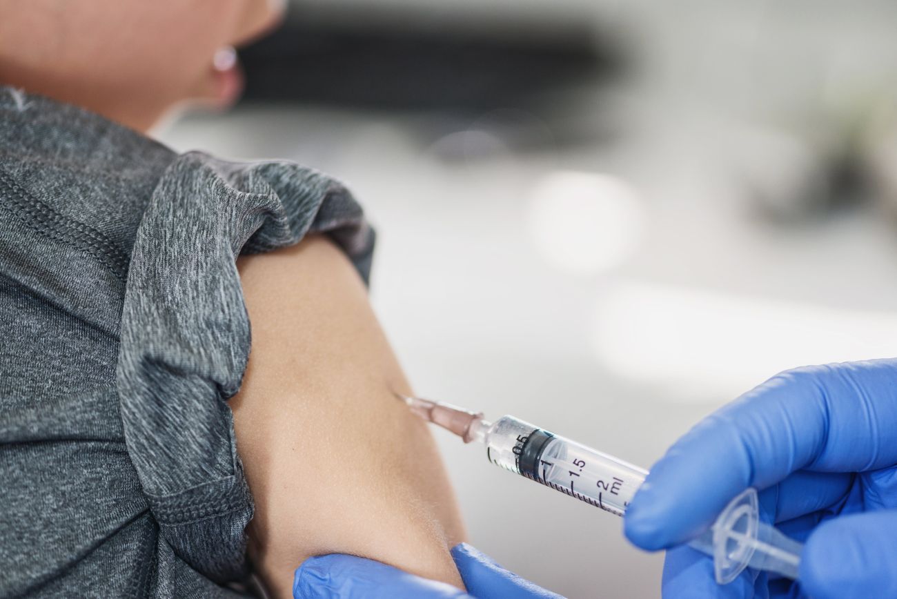 Stosowanie u dzieci szczepionek skojarzonych pozwala na ograniczenie liczby zastrzyków.