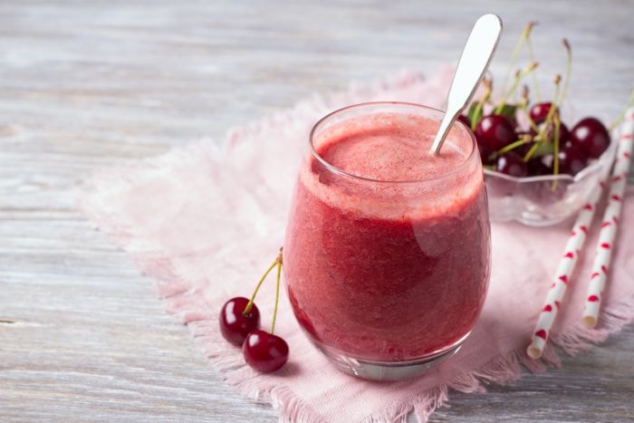 Smoothie z&nbsp;wiśni to koktail zdrowy i&nbsp;smaczny