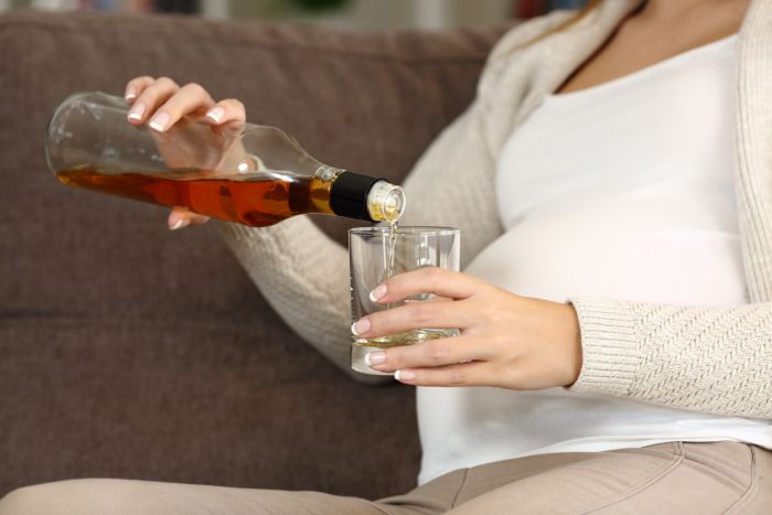 Alkohol jest szkodliwy dla płodu na wszystkich etapach ciąży