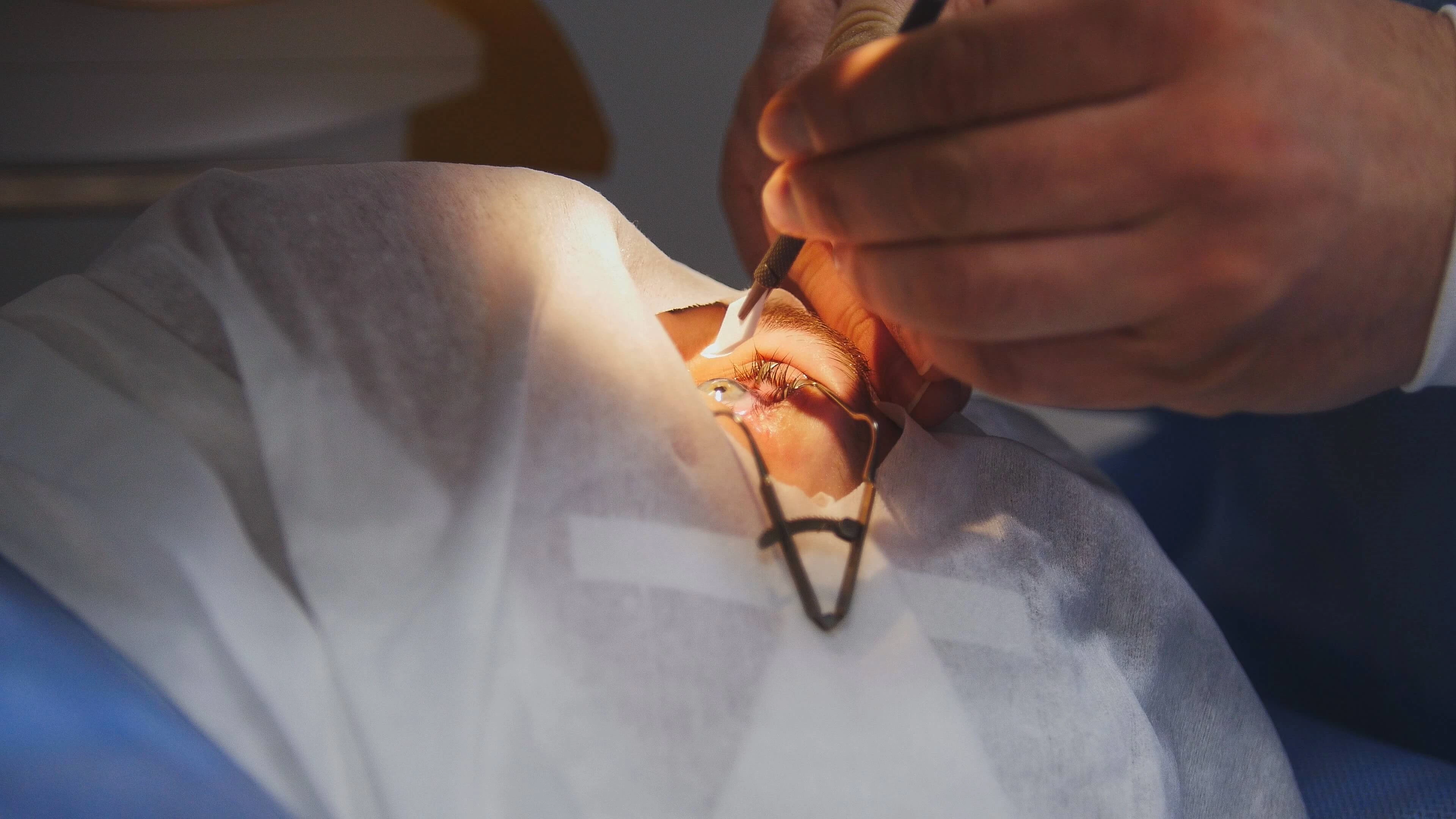 FemtoLASIK to jedna z metod laserowej korekcji wzroku.