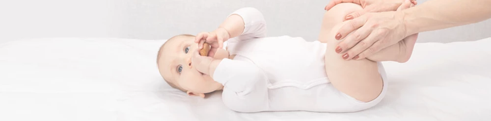 USG bioderek u dziecka pozwala na wczesne wykrycie dysplazji. Kiedy wykonać pierwsze i kolejne badanie?