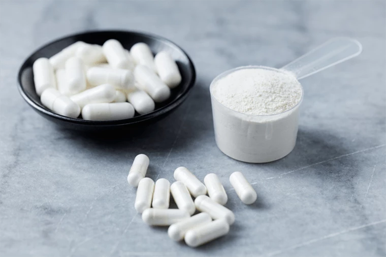 W jakiej postaci preparaty z&nbsp;kolagenem są najmocniejsze? Istnieje wiele rodzaj&oacute;w suplementacji -&nbsp; kolagen w&nbsp;tabletkach czy kolagen do picia. Zdjęcie: Eugeniusz Dudzinski / Shutterstock&nbsp;