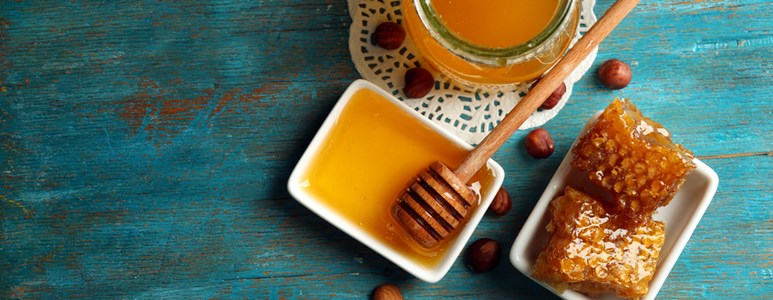 Miód pszczeli to produkt naturalny