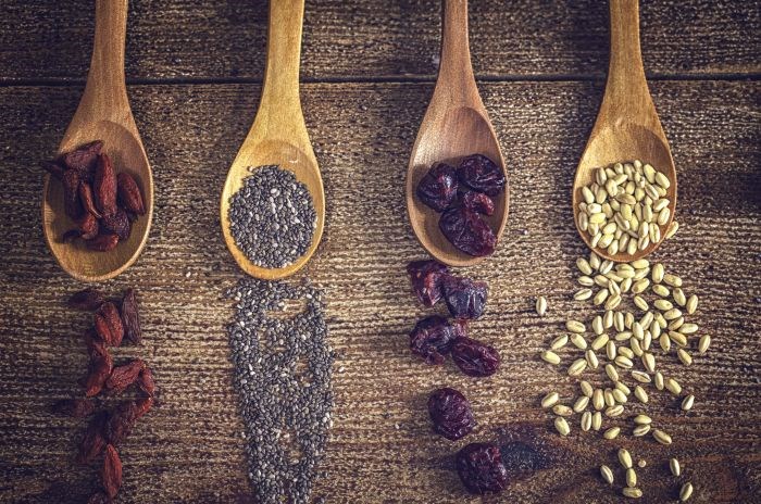 Czym są superfoods i&nbsp;czy warto je stosować?