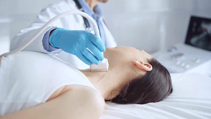USG tarczycy w&nbsp;Poznaniu – szybkie terminy i&nbsp;brak kolejek w&nbsp;Medicover.